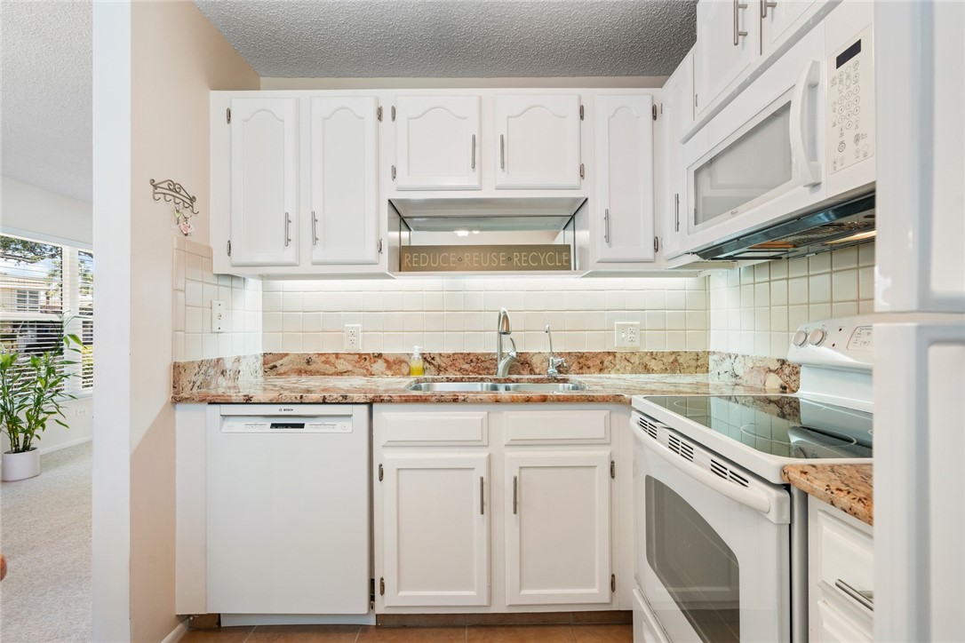 25 Vista Gardens Trail 106