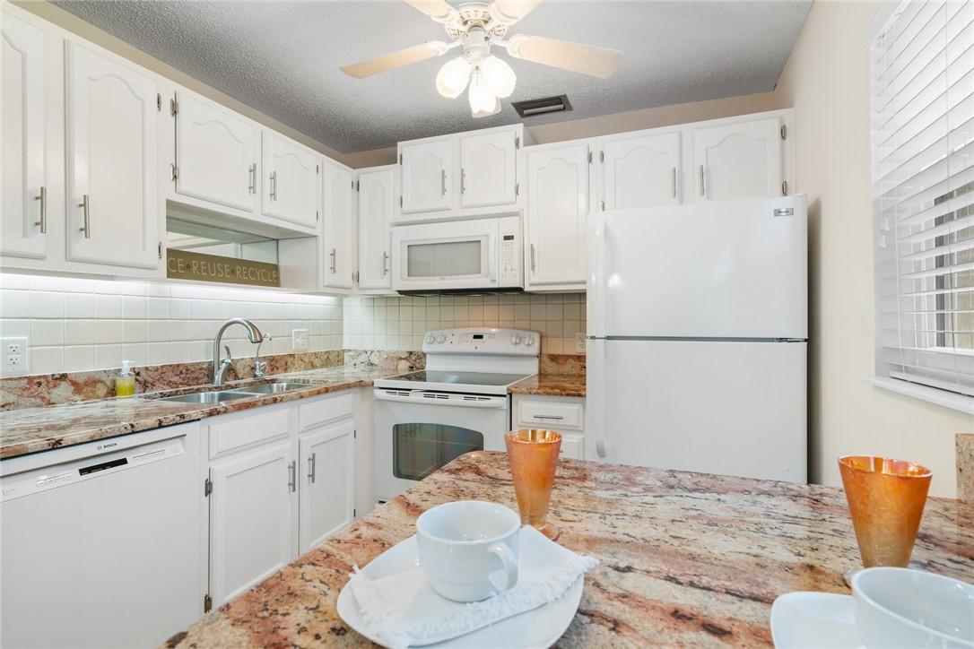 25 Vista Gardens Trail 106
