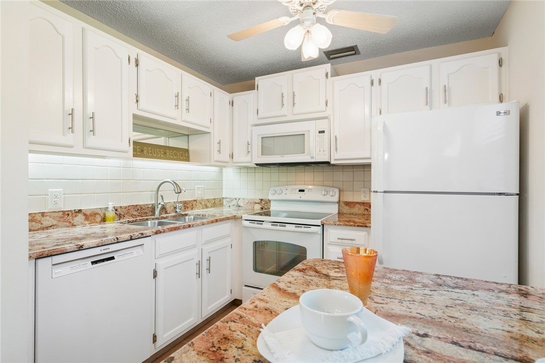 25 Vista Gardens Trail 106