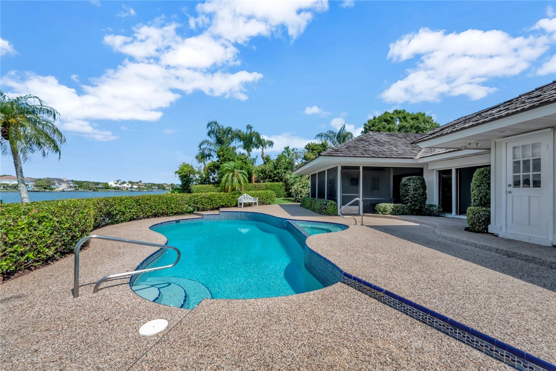 192 Spinnaker Drive