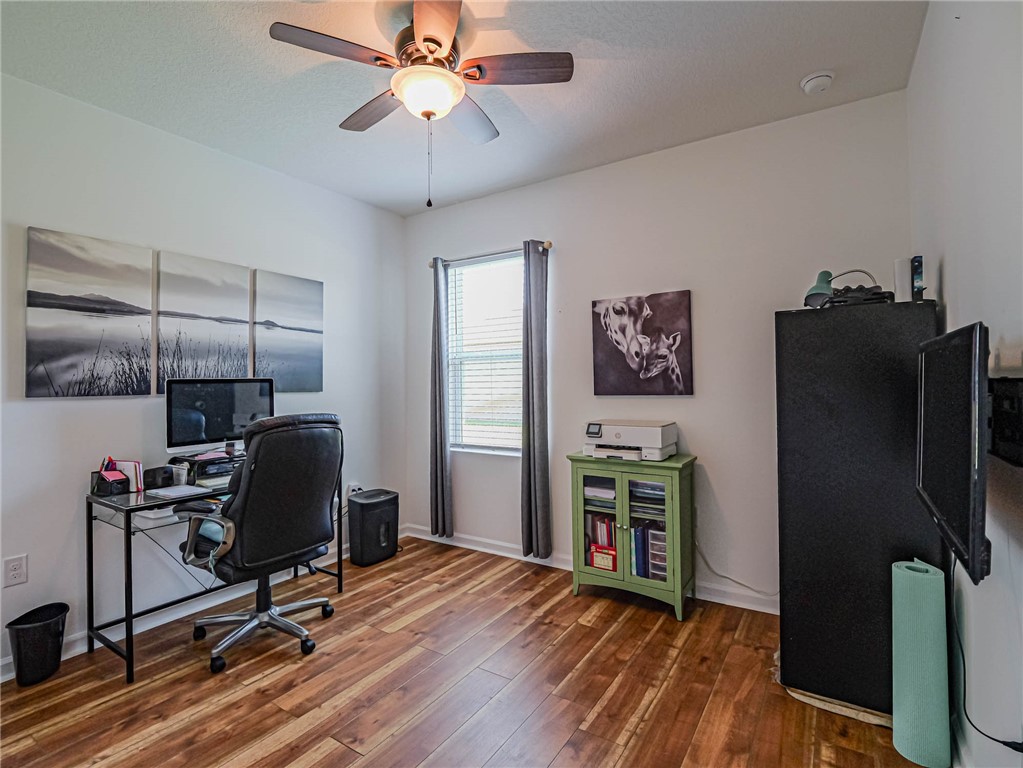 2761 Granville Manor SW