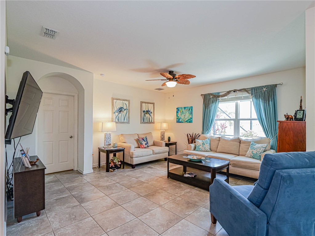 2761 Granville Manor SW