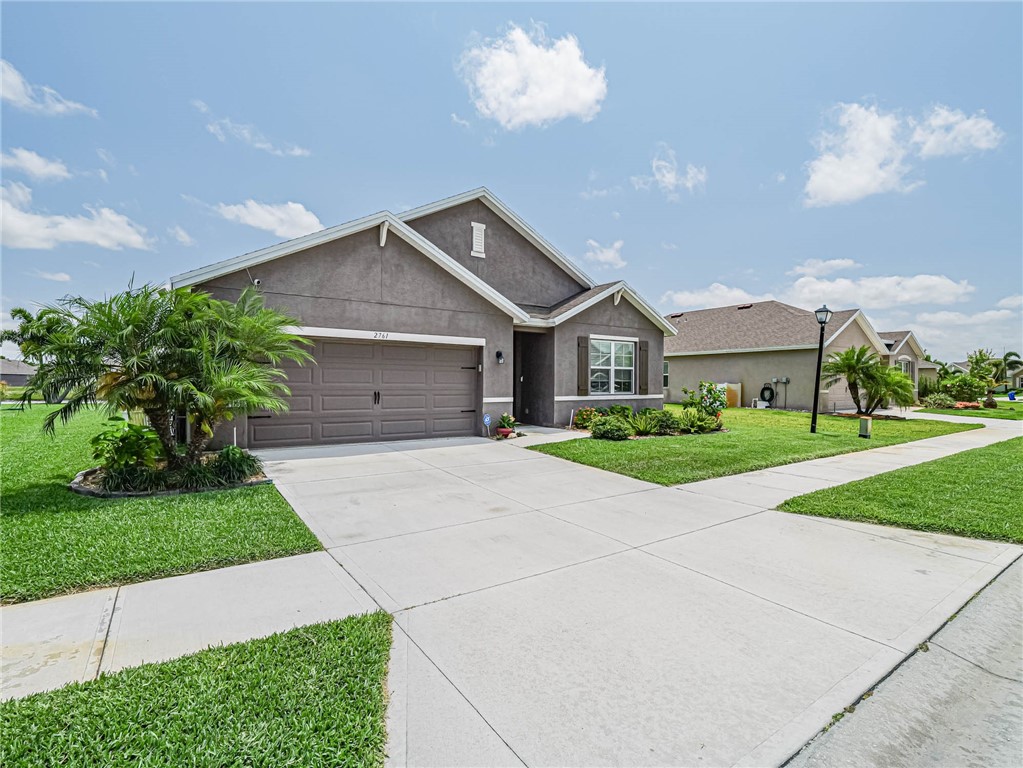 2761 Granville Manor SW