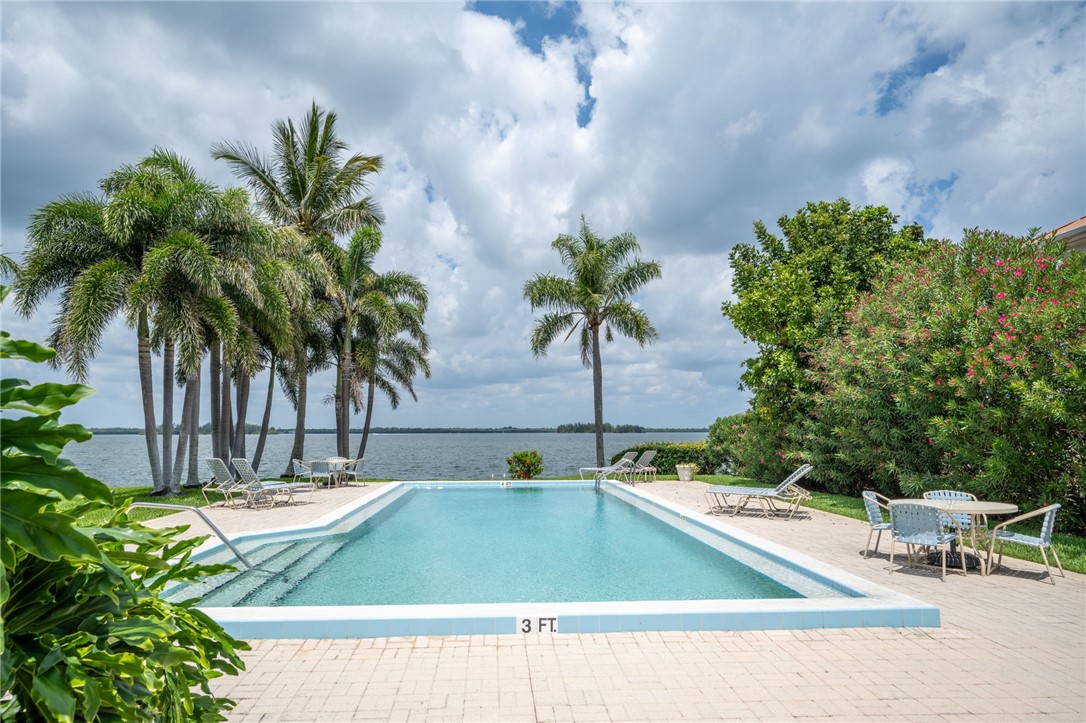 901 Bay Road 201