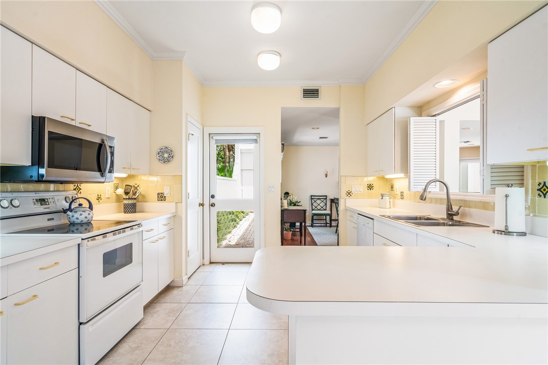 8409 Red Bay Court 8409