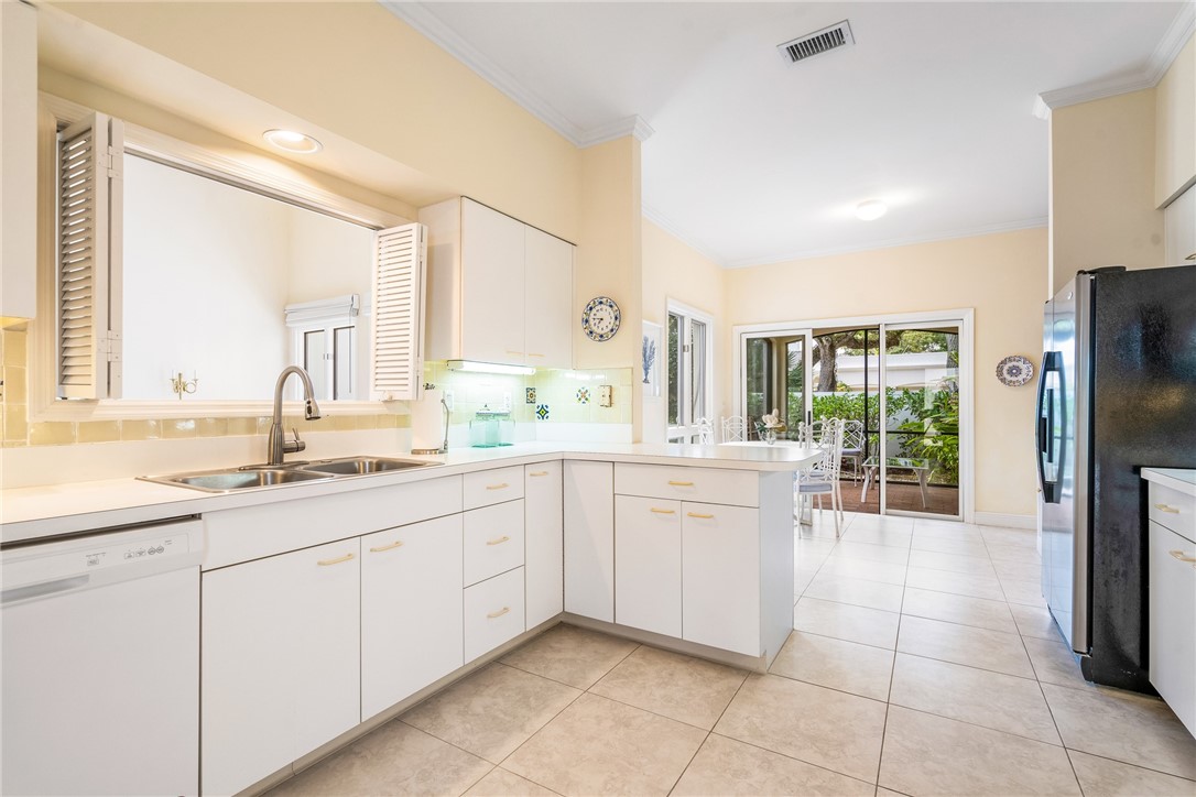 8409 Red Bay Court 8409