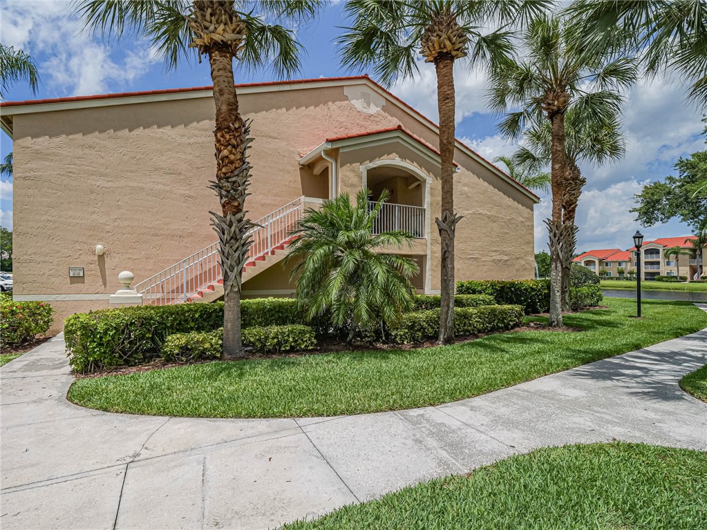 1590 S 42nd Circle 212