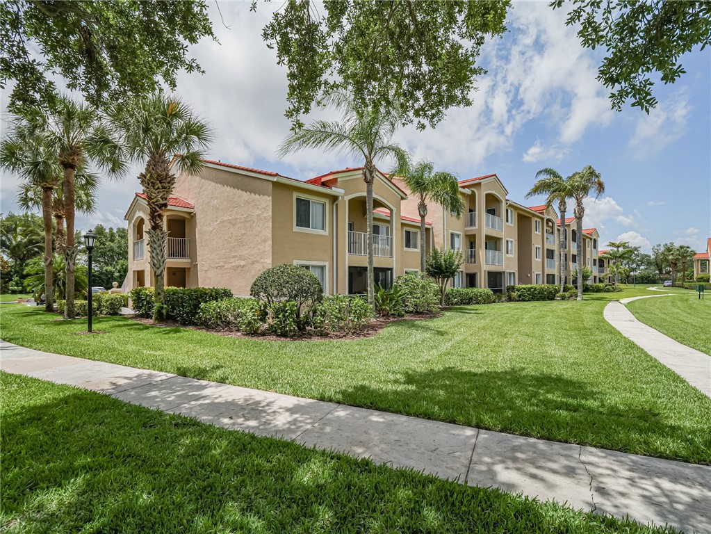 1590 S 42nd Circle 212