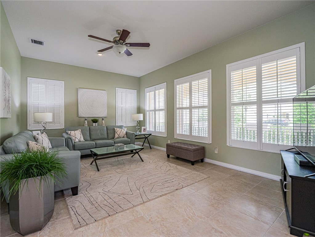 5472 Barbados Square