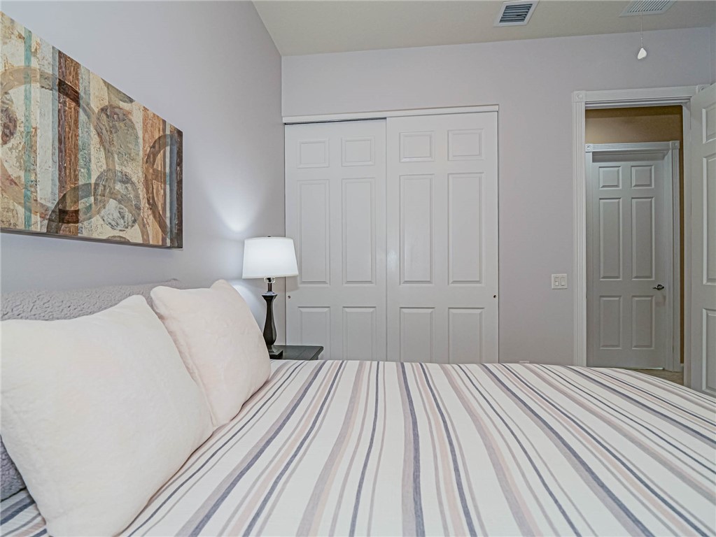 5472 Barbados Square