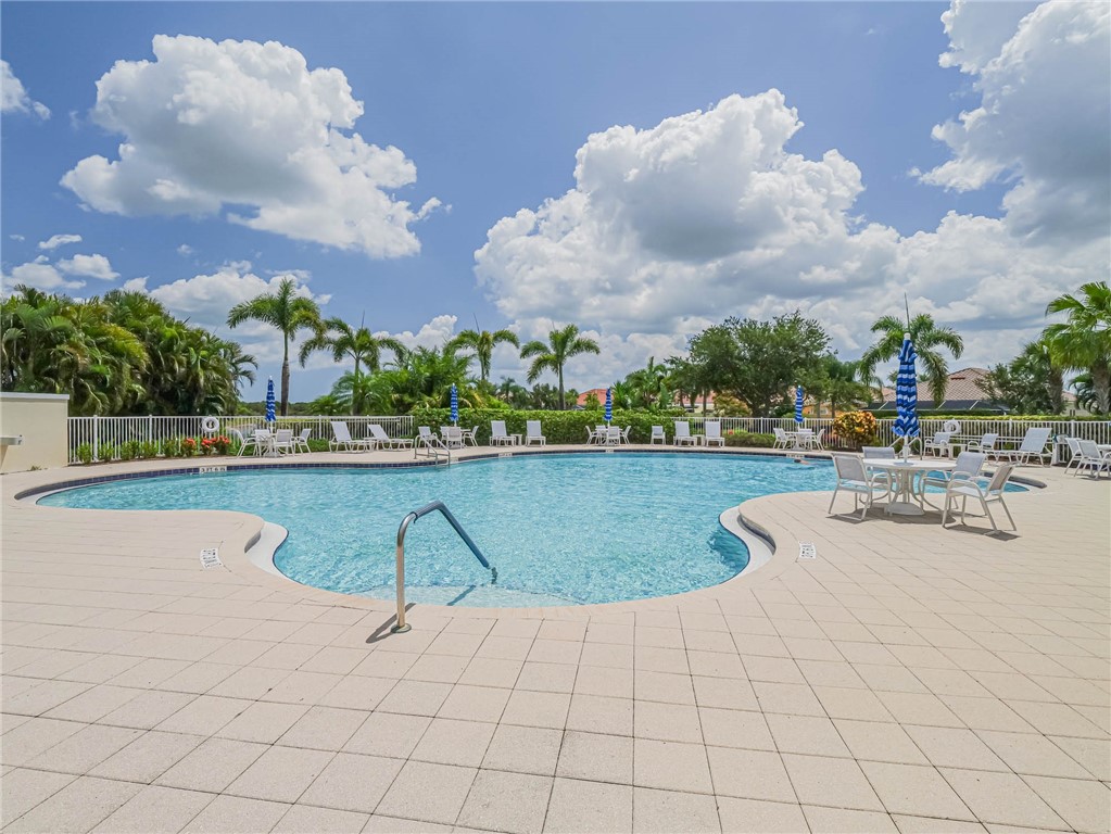 5472 Barbados Square