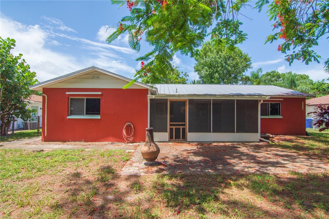 2595 5th Street