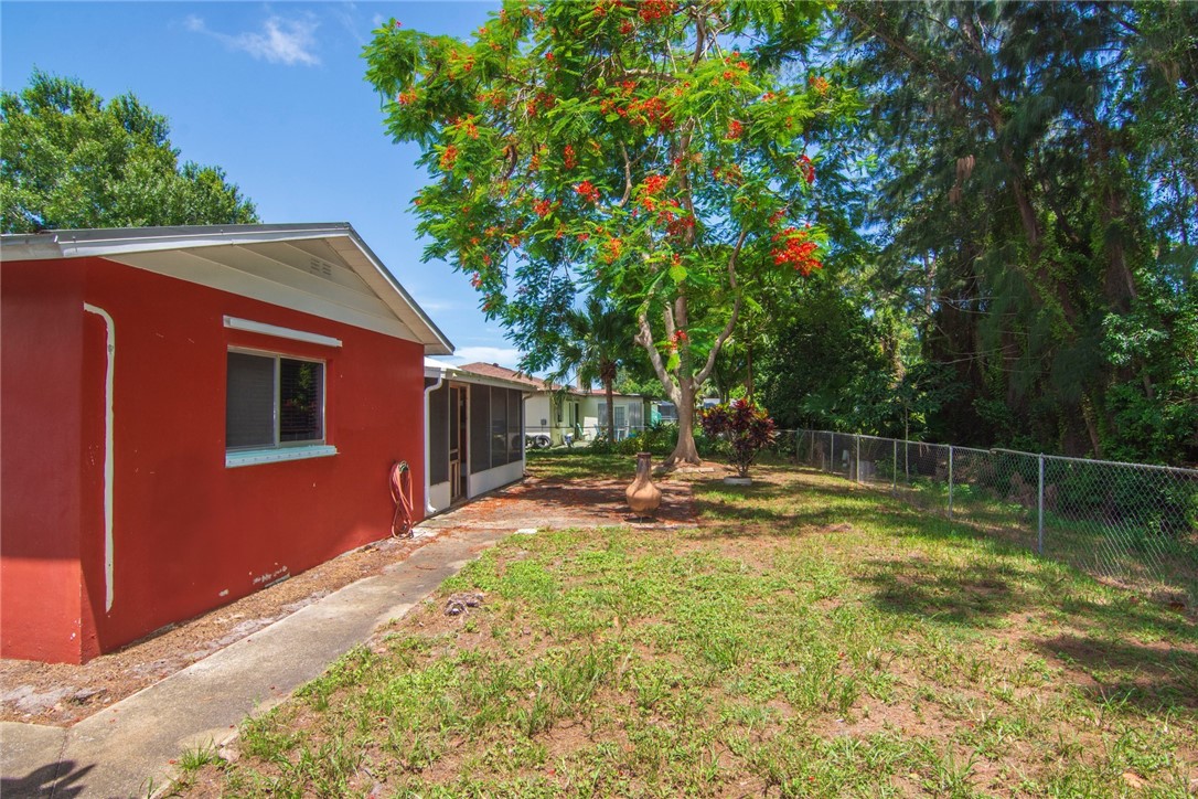 2595 5th Street