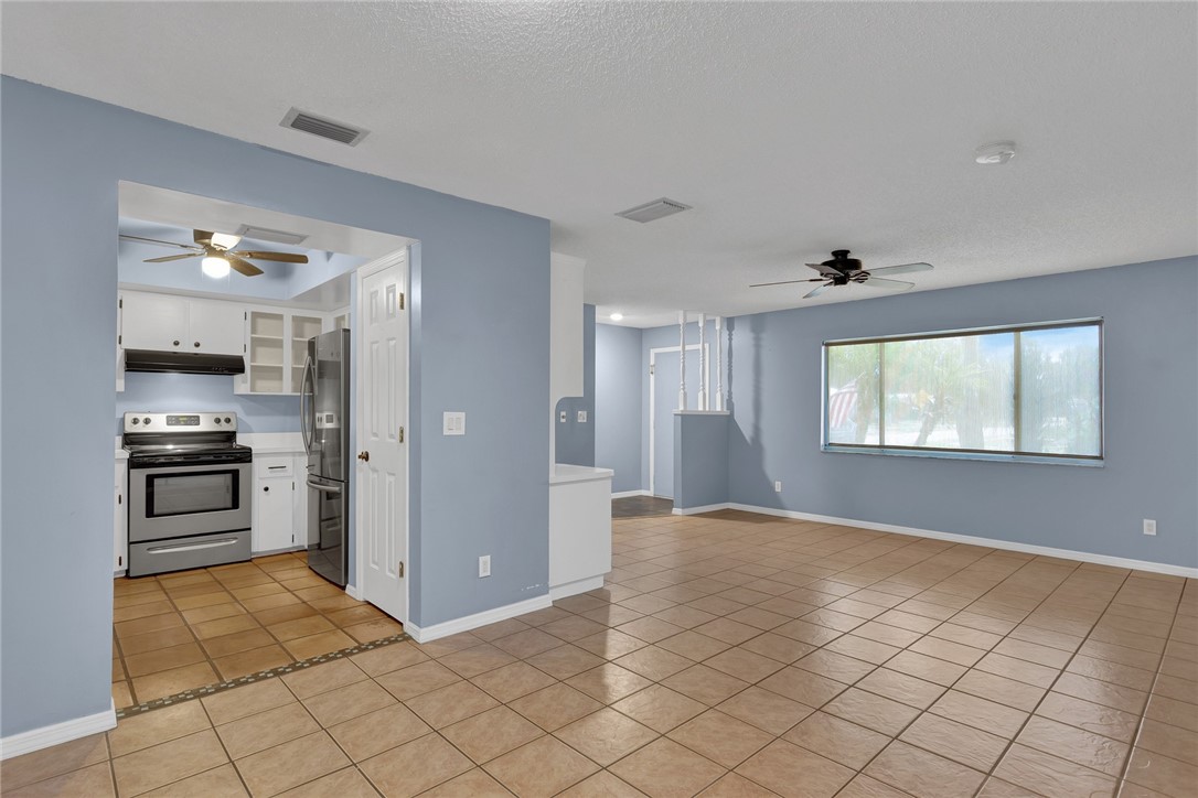 2595 5th Street