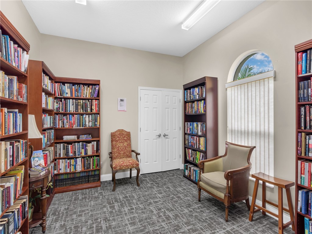 707 Fortunella Circle SW