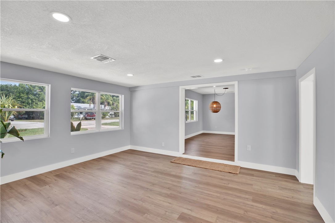 2326 Bonita Avenue