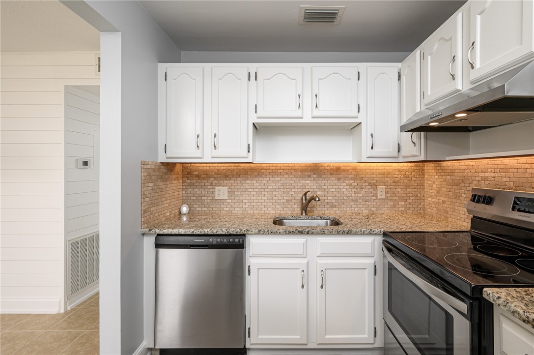 44 Vista Gardens Trail 104