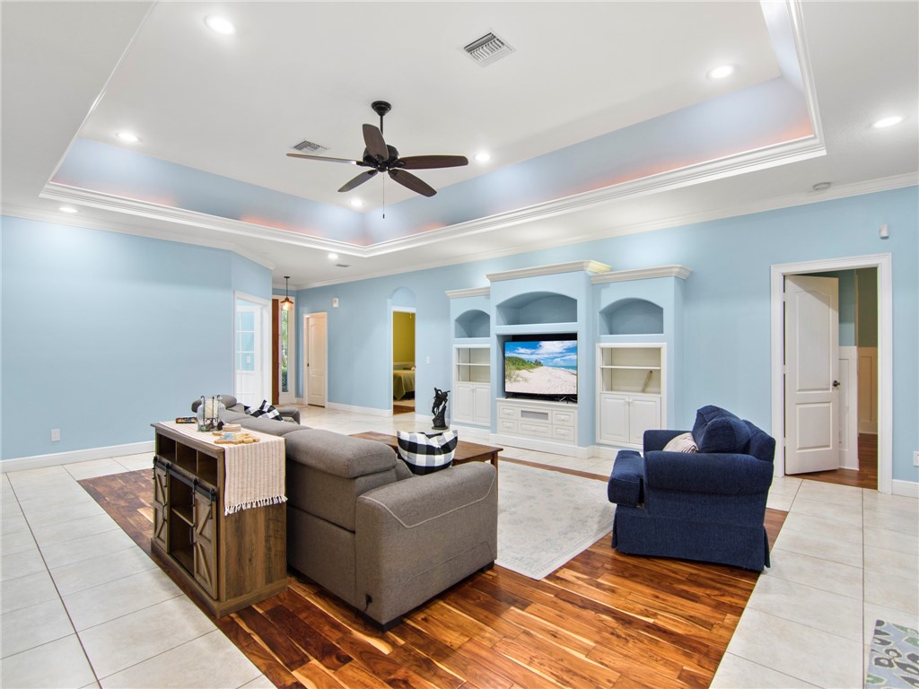 6420 53rd Circle