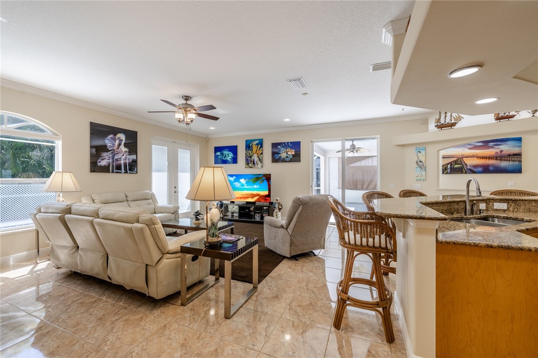 1558 Dewitt Lane