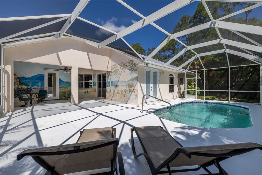 1558 Dewitt Lane