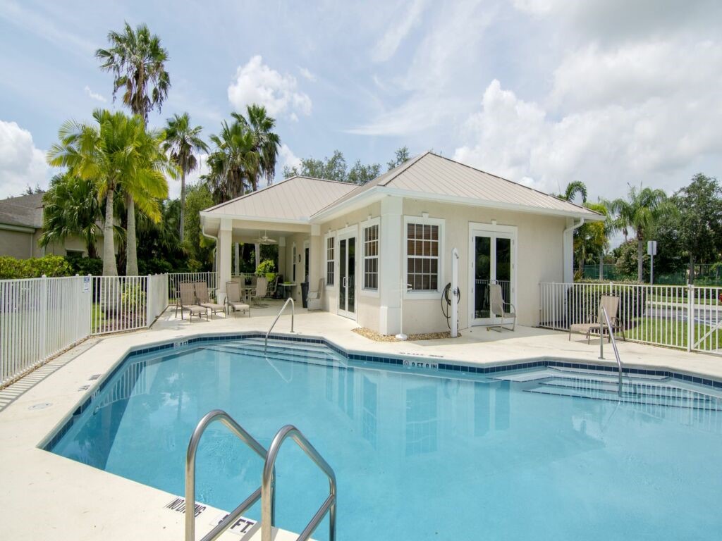 3315 63rd Square