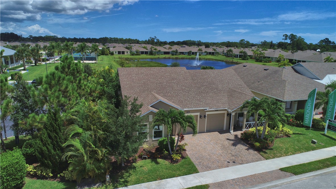 5984 Long Leaf Lane