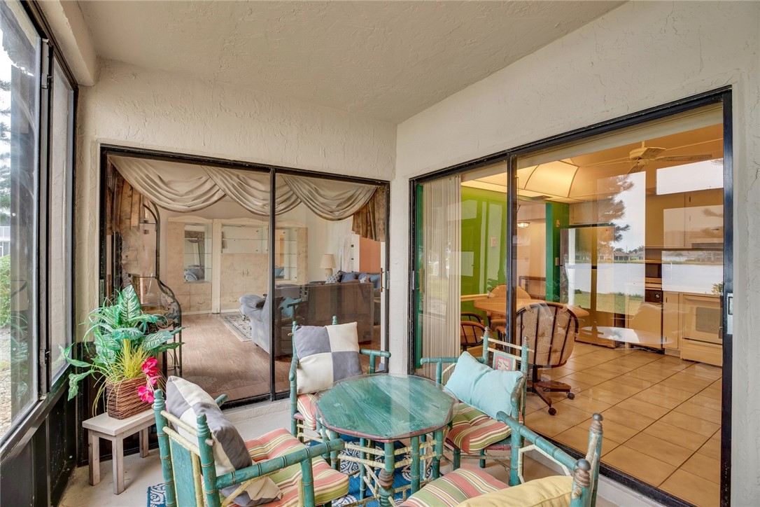 3218 S Lakeview Circle 7105