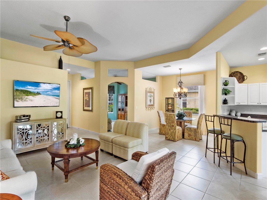545 Kenwood Drive SW
