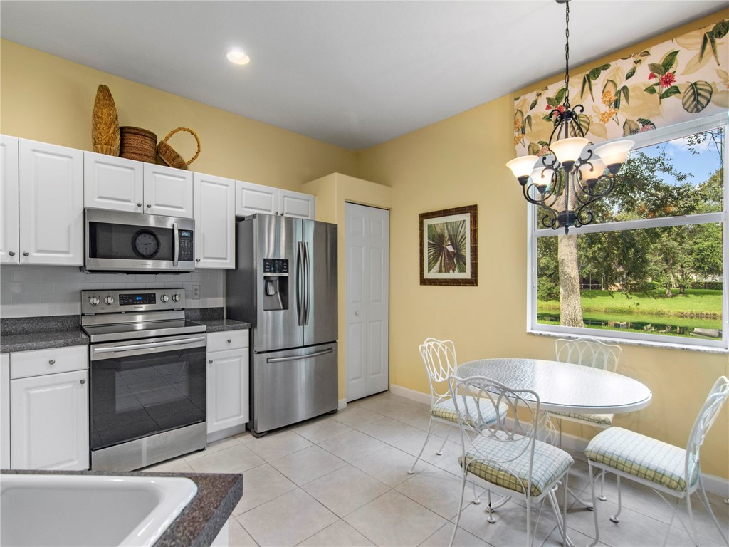 545 Kenwood Drive SW