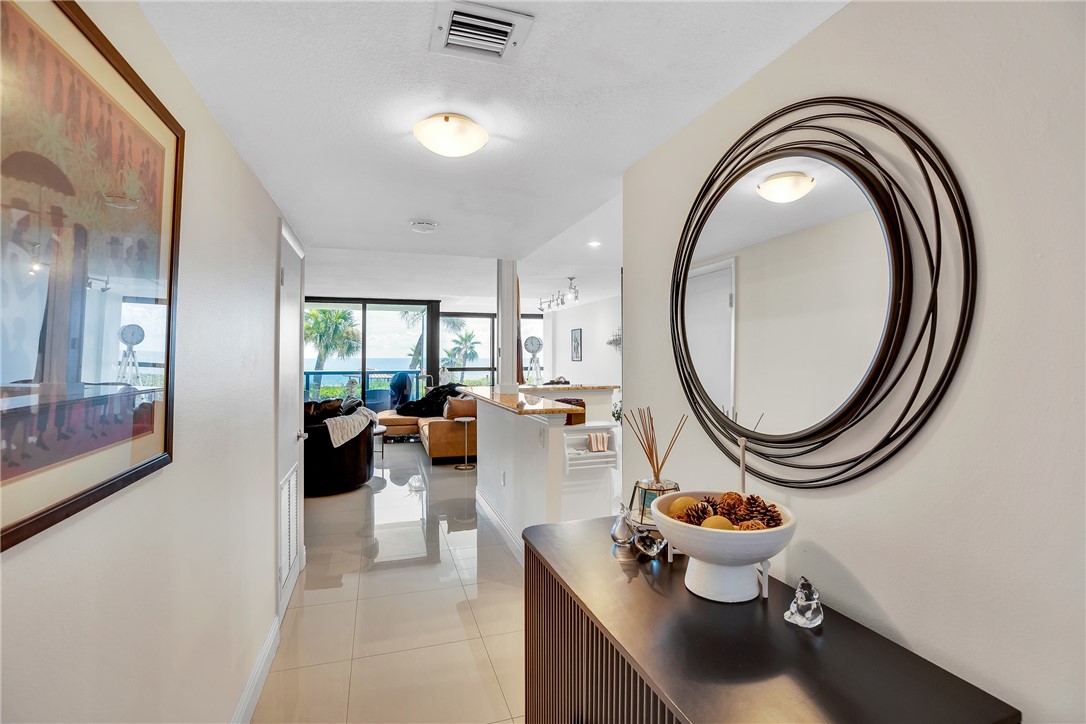 10410 S Ocean Drive 206