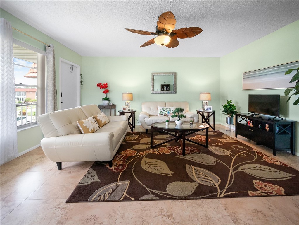 103 Royal Oak Drive 206