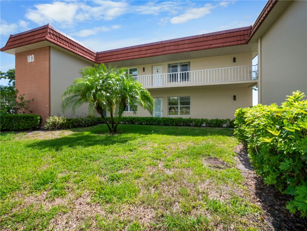103 Royal Oak Drive 206
