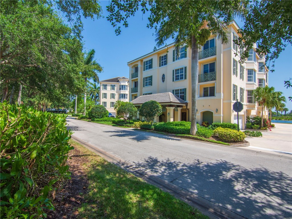 9049 Somerset Bay Lane 202