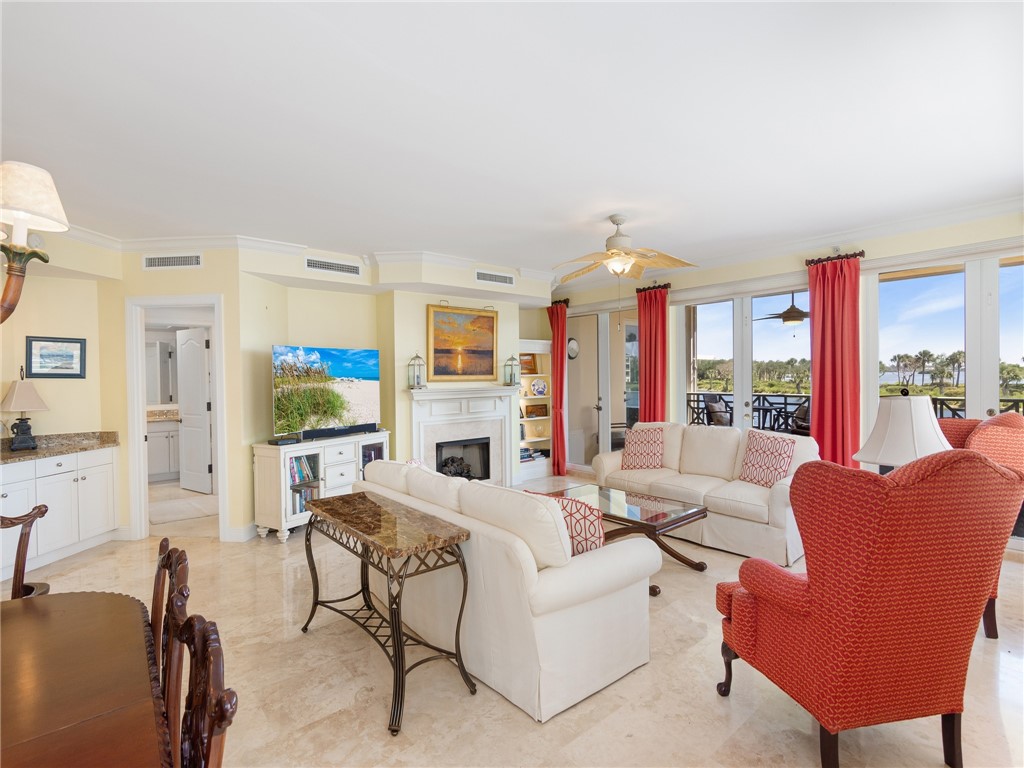9049 Somerset Bay Lane 202