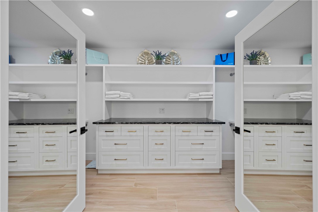 2250 Southwinds Boulevard 324