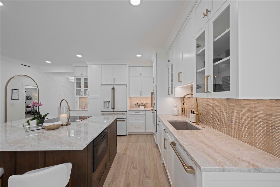 2250 Southwinds Boulevard 324