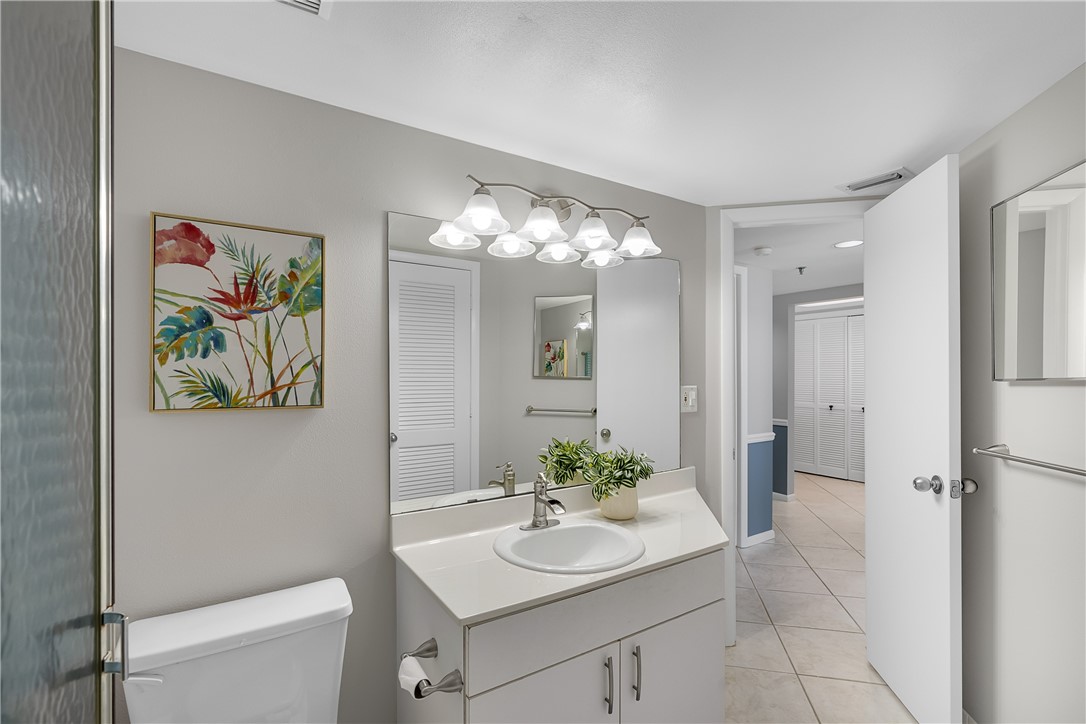 3870 N Highway A1A 1004 or PH4