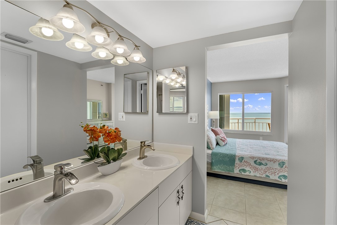 3870 N Highway A1A 1004 or PH4