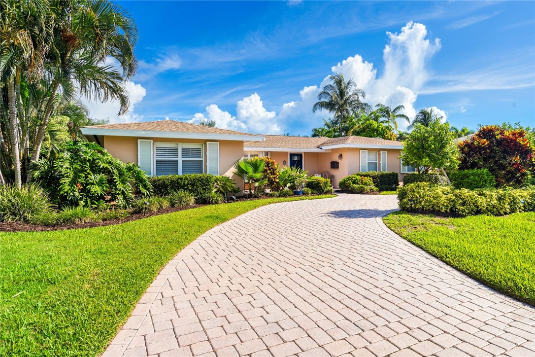 16 Sea horse Lane
