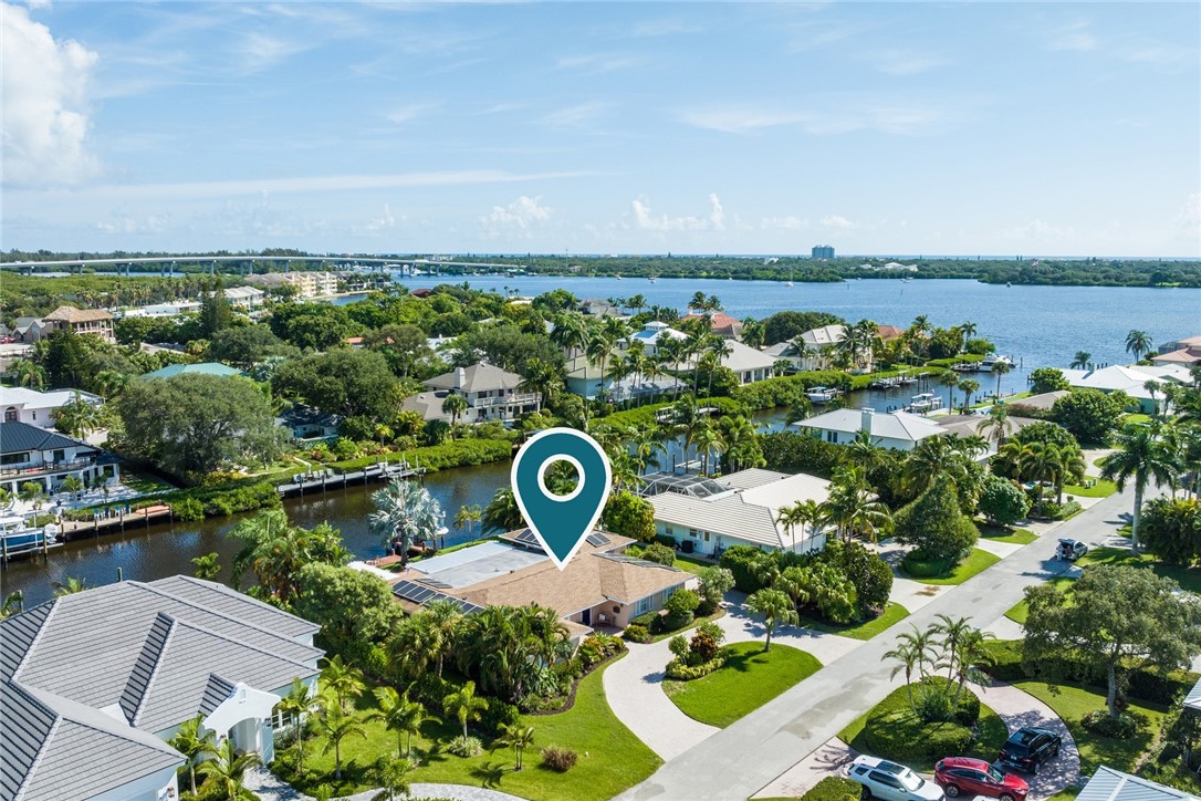16 Sea horse Lane