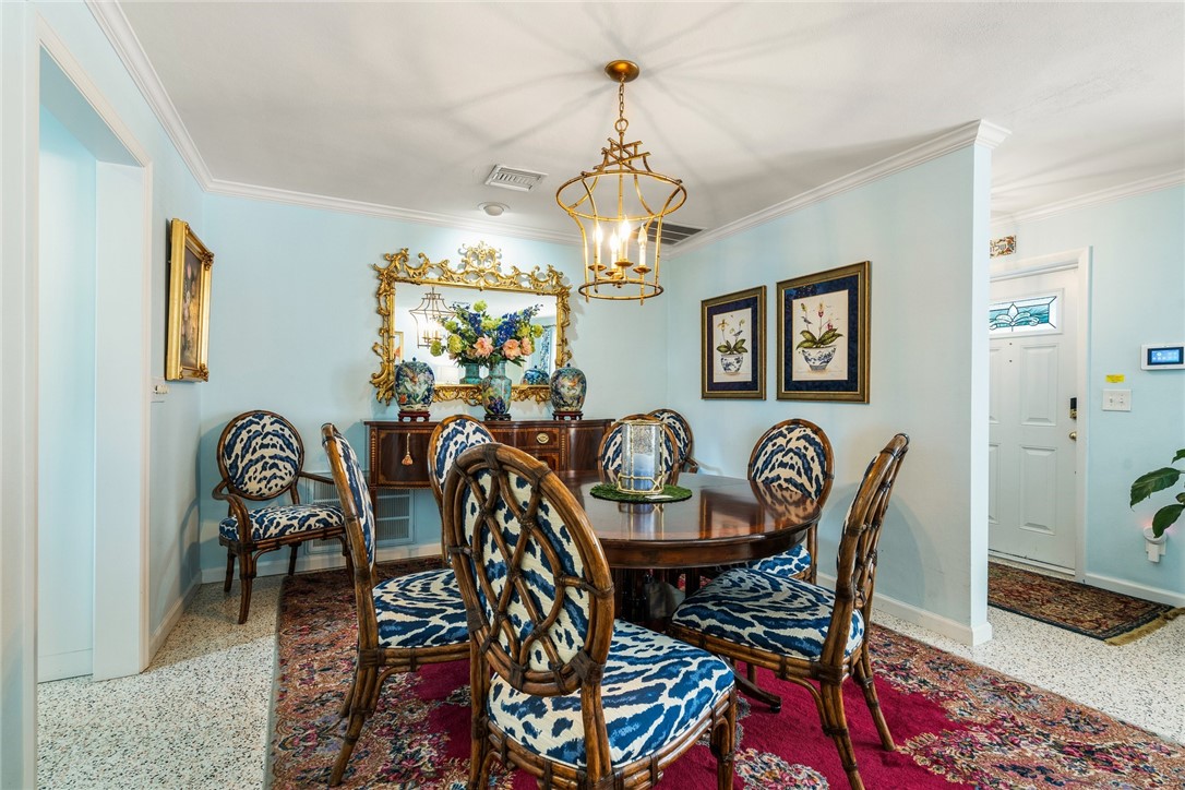 16 Sea horse Lane