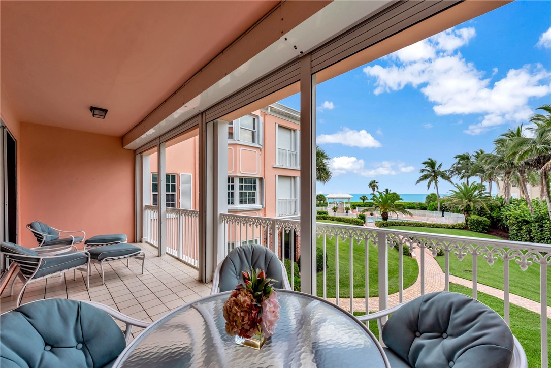 1070 Reef Road 206
