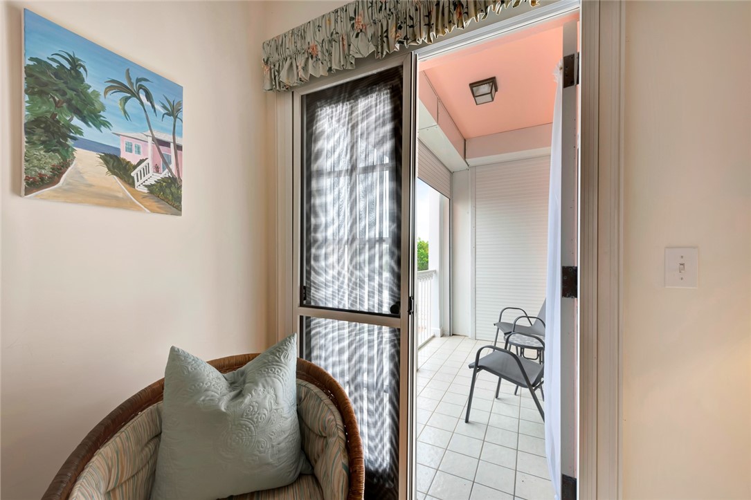 1070 Reef Road 206