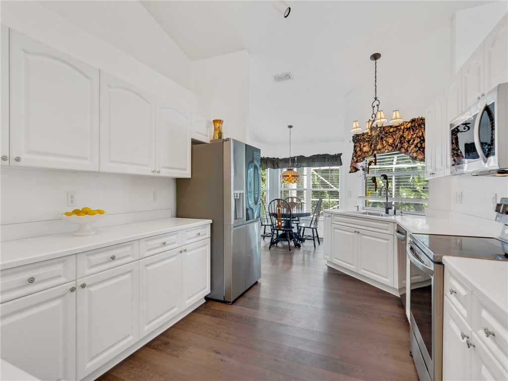 417 Seagrass Avenue