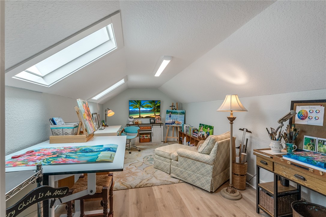 5875 Glen Eagle Lane