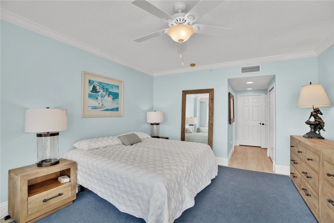 8866 N Sea Oaks Way 203