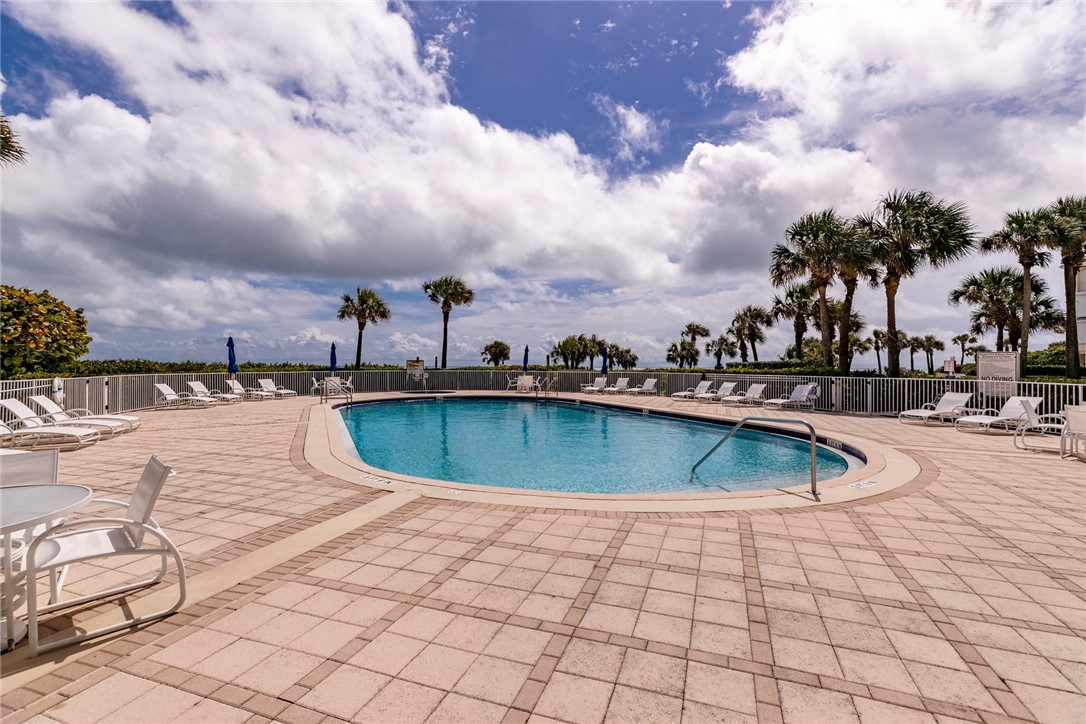 8866 N Sea Oaks Way 203