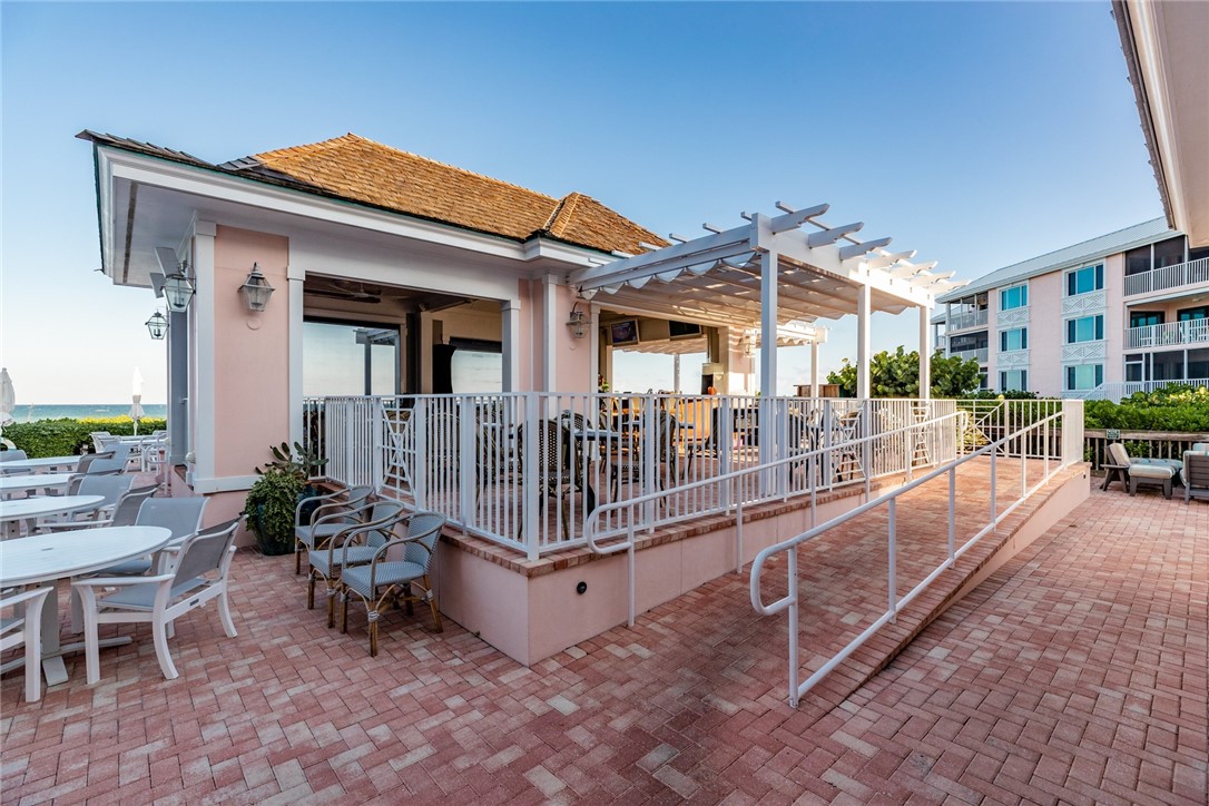 8866 N Sea Oaks Way 203