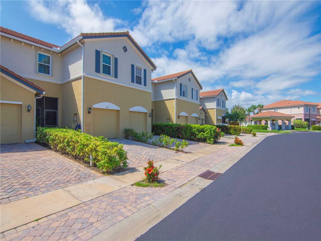 251 Provence Place
