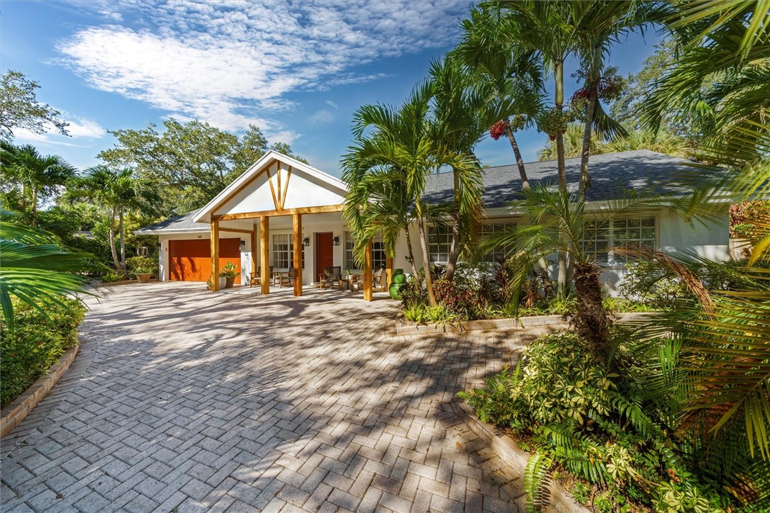 545 Flamevine Lane